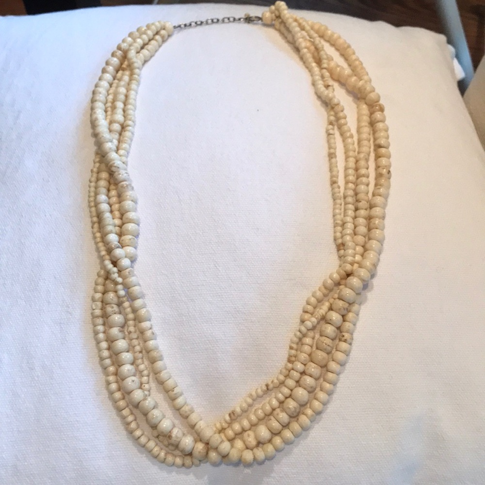 Beachy statement necklace